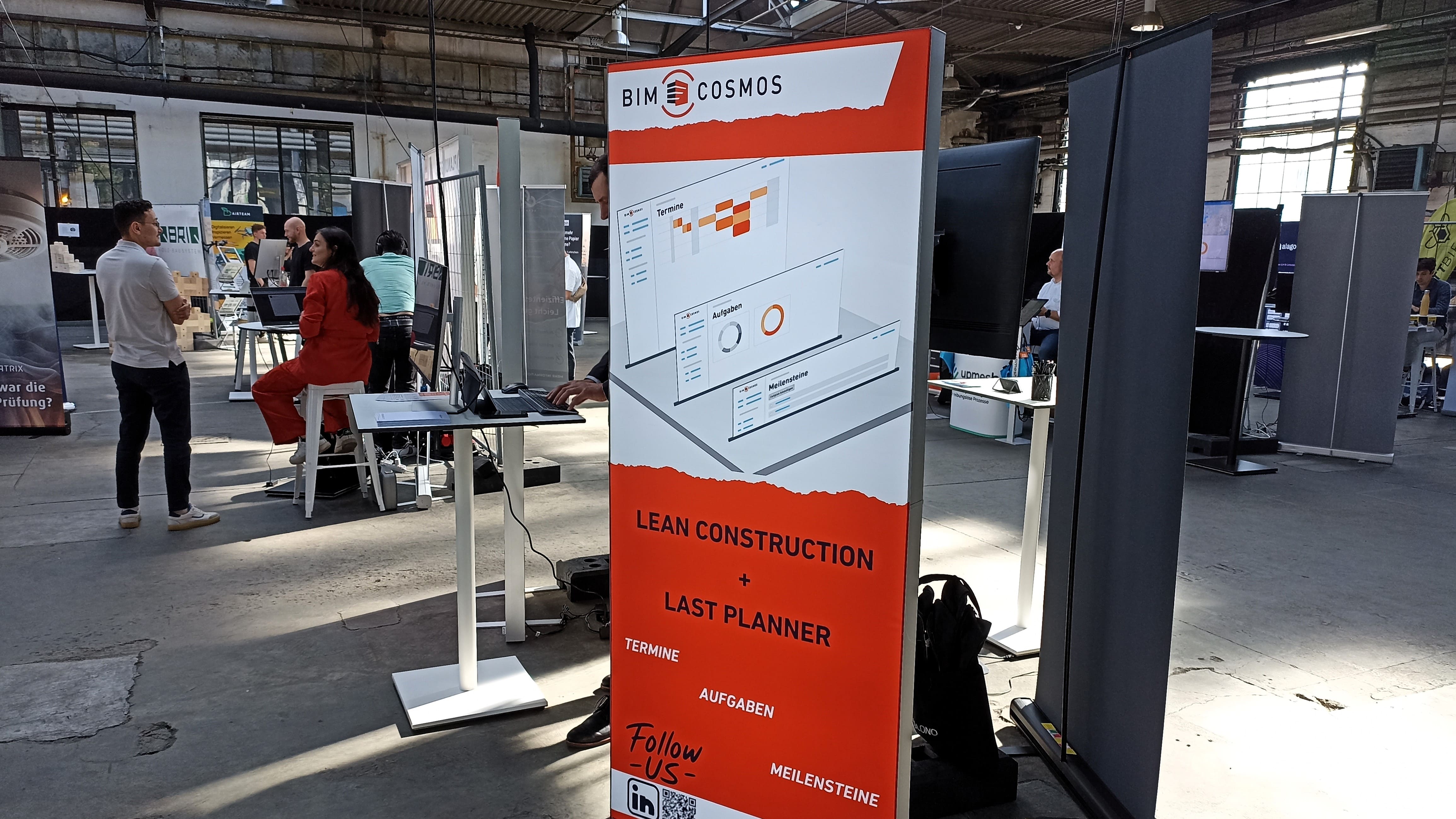 Ansicht Ausstellerstand der BIM Cosmos auf der Messe TECH IN CONSTRUCTION 2024 in Berlin