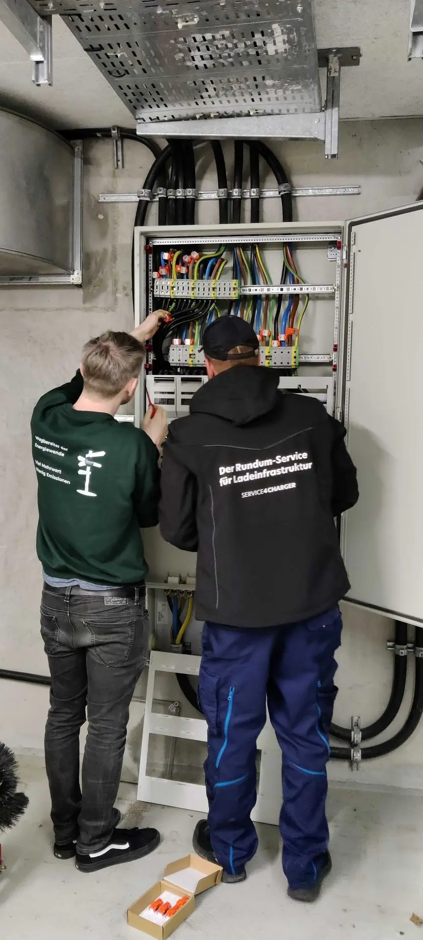 unsere Installationspartner und Elektriker am Zählerschrank